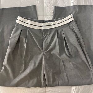 Grey pant stradivarius like new